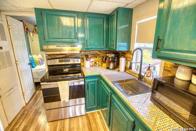 28213 US HIGHWAY 83 Concan, TX 78838