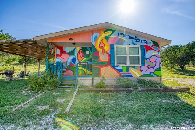 28213 US HIGHWAY 83 Concan, TX 78838