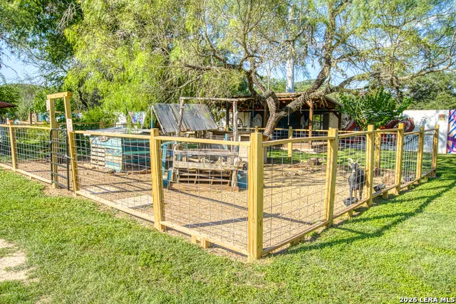 28213 US HIGHWAY 83 Concan, TX 78838