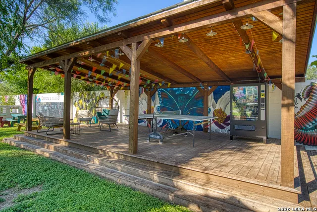 28213 US HIGHWAY 83 Concan, TX 78838