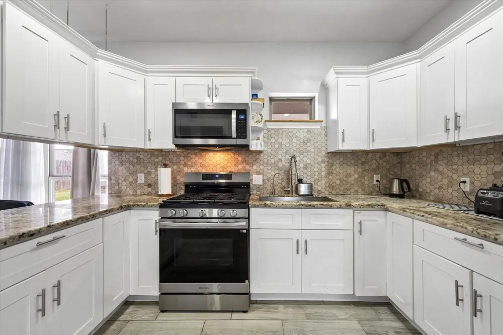 4414 Ivy Lane Fresno, TX 77545