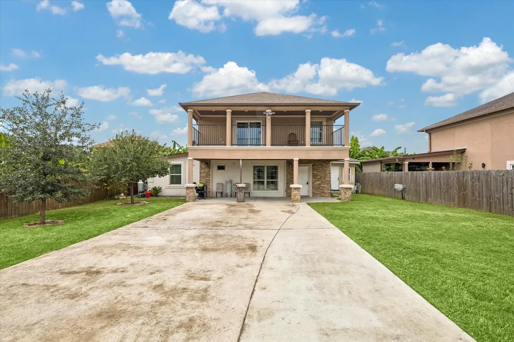 4414 Ivy Lane Fresno, TX 77545