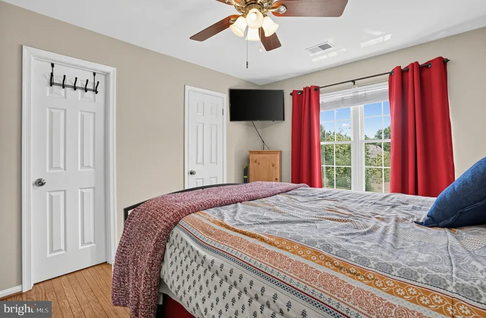 46701 CORKWING SQUARE Sterling, VA 20164