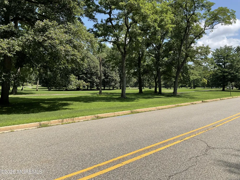 131 Amberly Drive #C Manalapan, NJ 07726