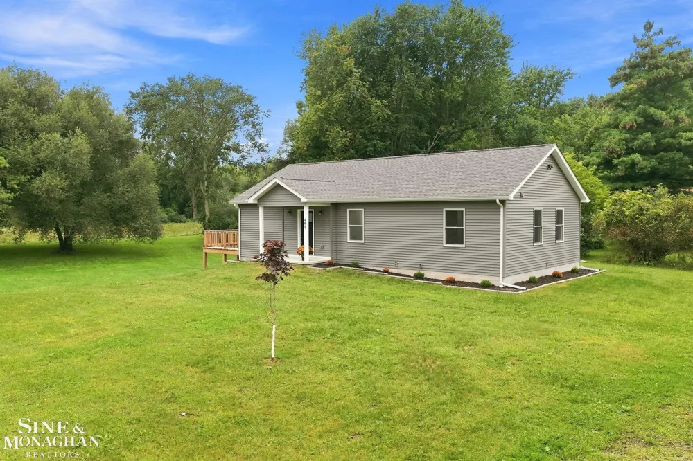 495 Church Road Bridgehampton Township, MI 48419
