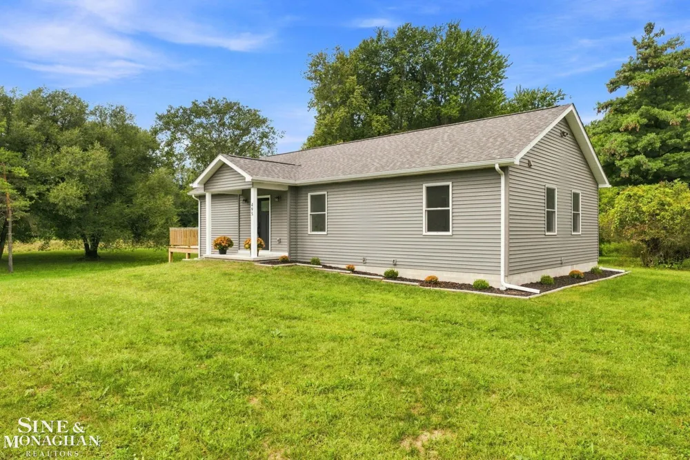 495 Church Road Bridgehampton Township, MI 48419