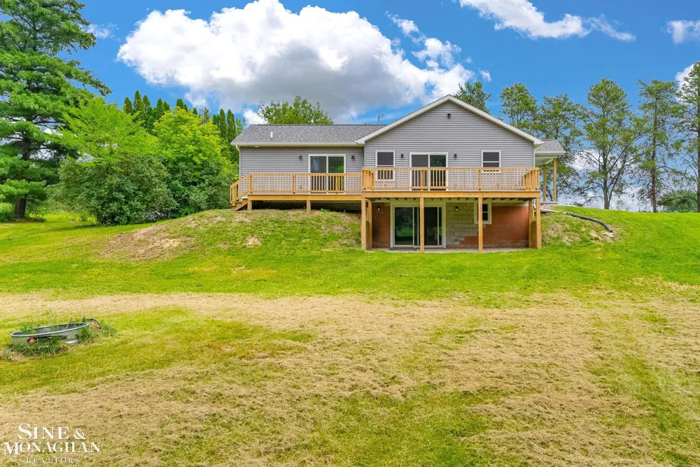 495 Church Road Bridgehampton Township, MI 48419