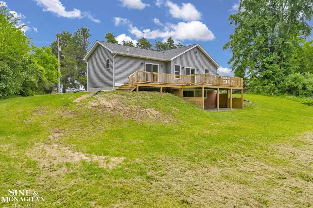 495 Church Road Bridgehampton Township, MI 48419