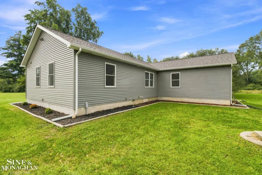 495 Church Road Bridgehampton Township, MI 48419