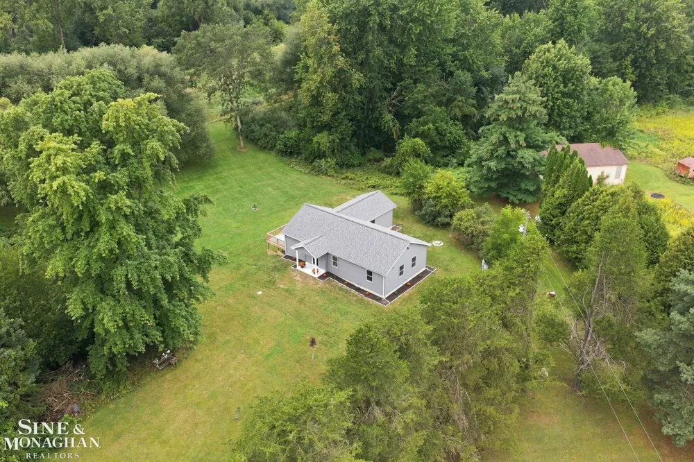 495 Church Road Bridgehampton Township, MI 48419