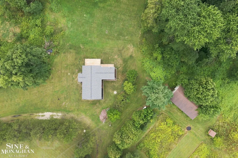 495 Church Road Bridgehampton Township, MI 48419