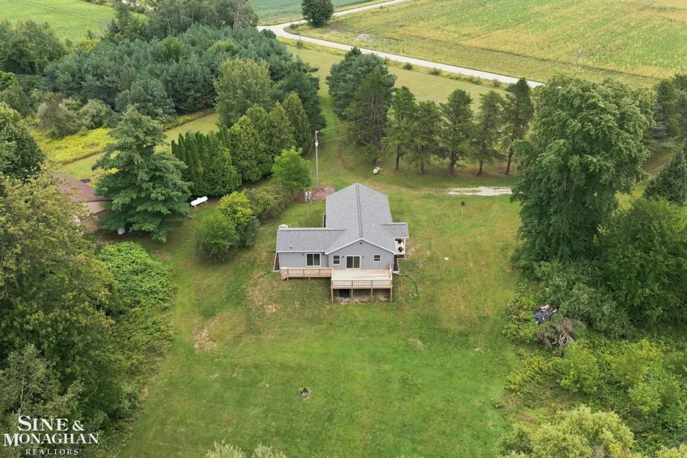 495 Church Road Bridgehampton Township, MI 48419