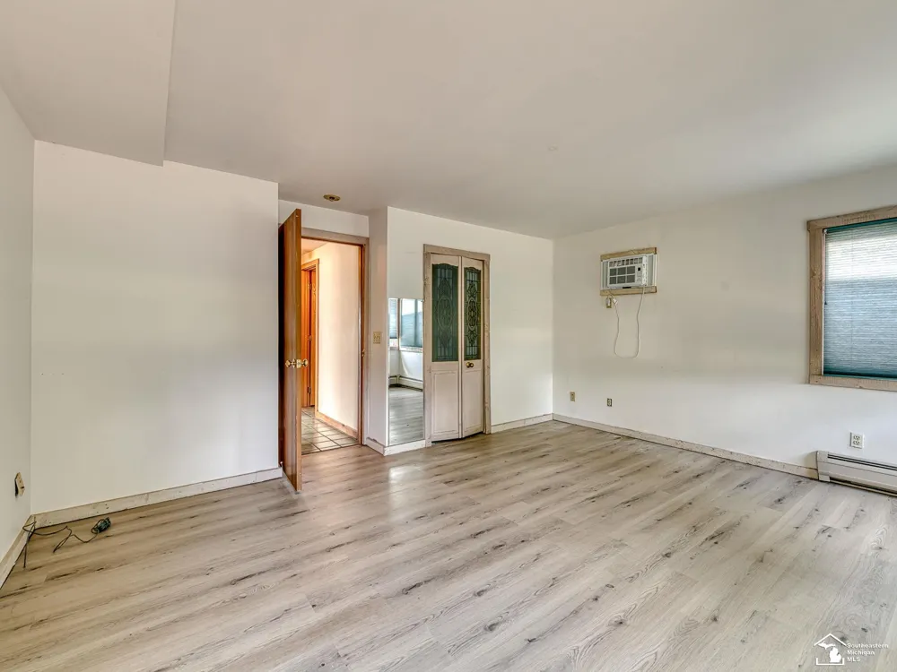3360 Lakeshore Drive Frenchtown Township, MI 48162