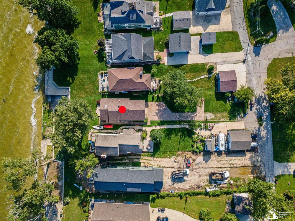 3360 Lakeshore Drive Frenchtown Township, MI 48162