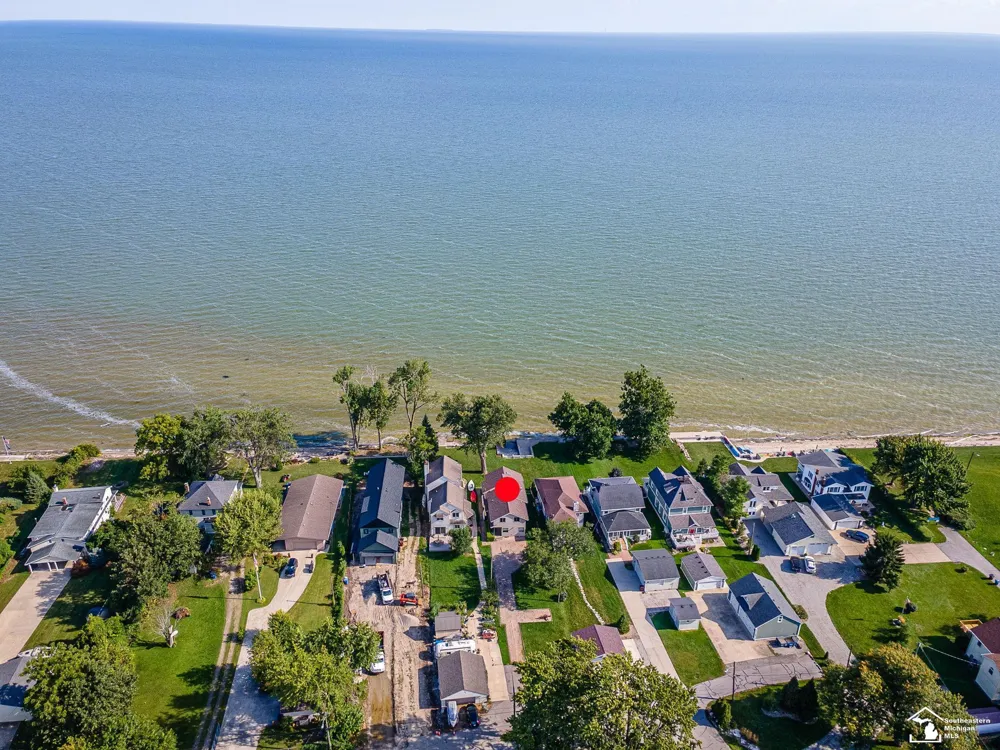 3360 Lakeshore Drive Frenchtown Township, MI 48162