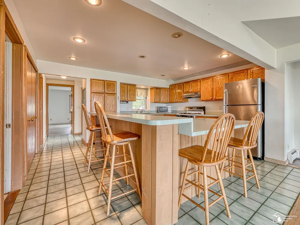 3360 Lakeshore Drive Frenchtown Township, MI 48162