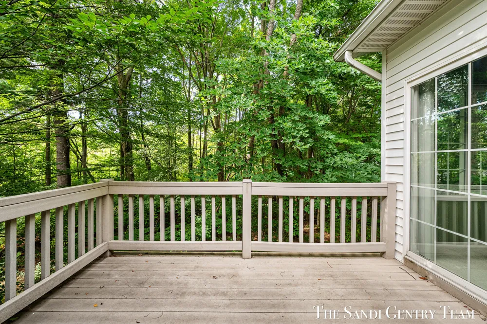 14892 Equestrian Lane Spring Lake Township, MI 49456