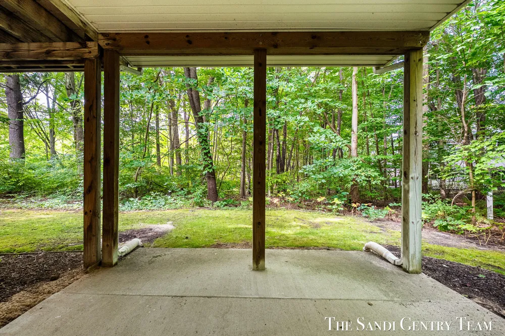 14892 Equestrian Lane Spring Lake Township, MI 49456