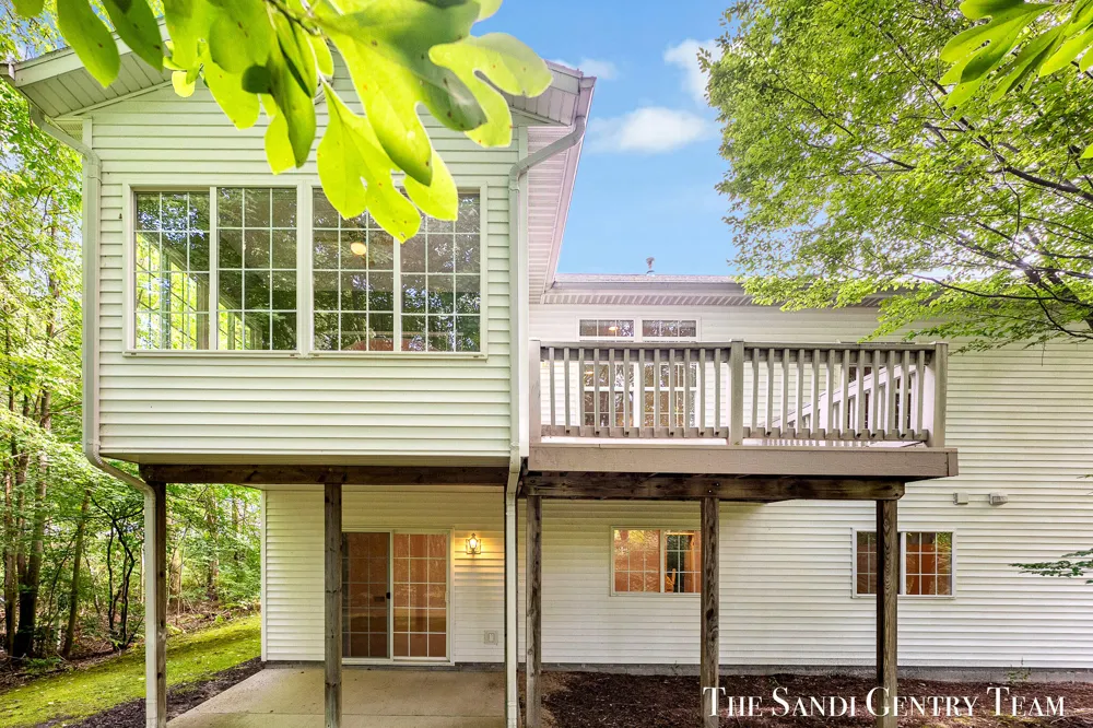 14892 Equestrian Lane Spring Lake Township, MI 49456