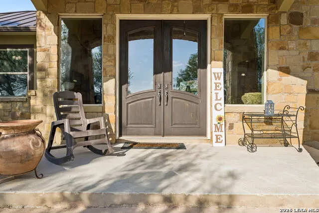 230 Casarez Rd Pleasanton, TX 78064