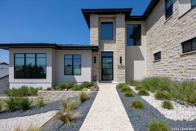 330 PRESTON TRL Boerne, TX 78006