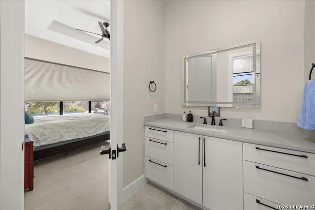 330 PRESTON TRL Boerne, TX 78006