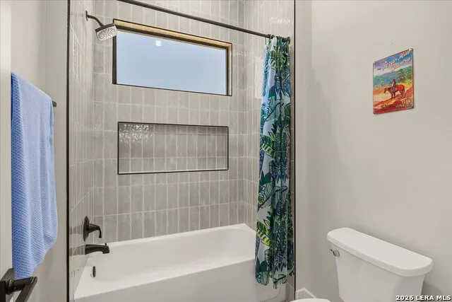 330 PRESTON TRL Boerne, TX 78006