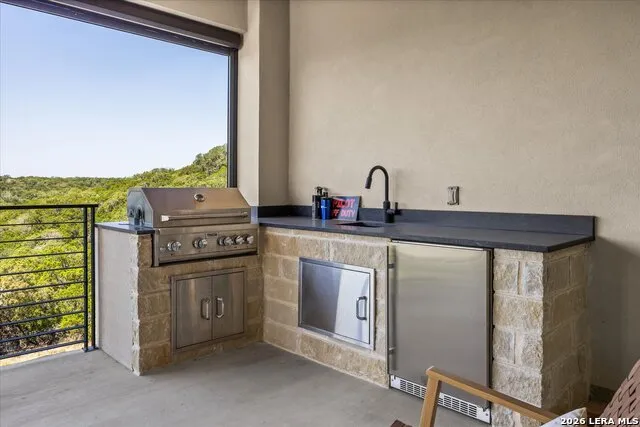 330 PRESTON TRL Boerne, TX 78006