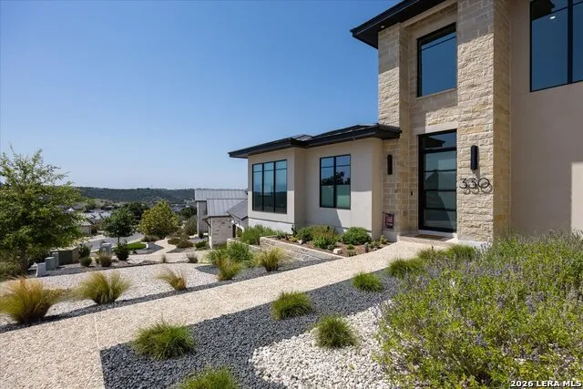 330 PRESTON TRL Boerne, TX 78006