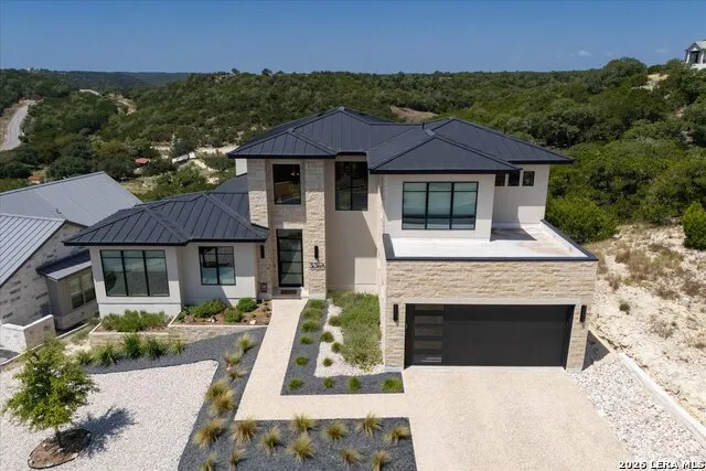 330 PRESTON TRL Boerne, TX 78006