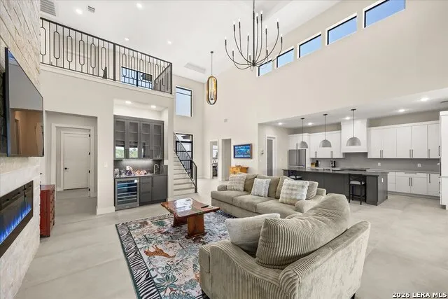 330 PRESTON TRL Boerne, TX 78006