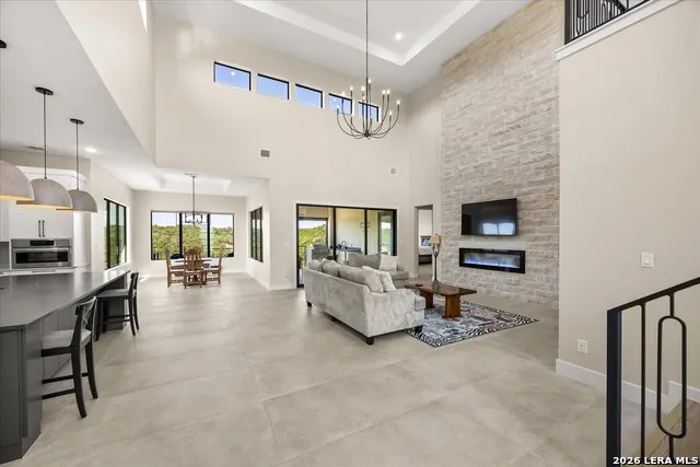 330 PRESTON TRL Boerne, TX 78006