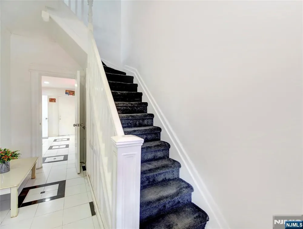 139-141 Richelieu Terrace Newark, NJ 07106
