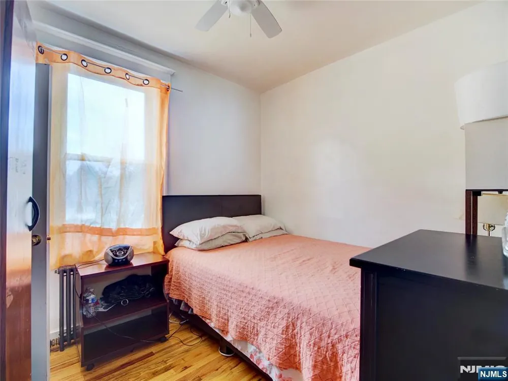 139-141 Richelieu Terrace Newark, NJ 07106