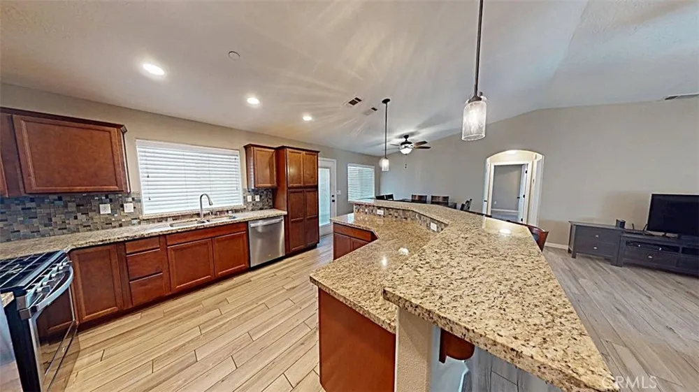 10882 Malgosa Apple Valley, CA 92308