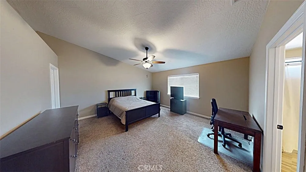 10882 Malgosa Apple Valley, CA 92308