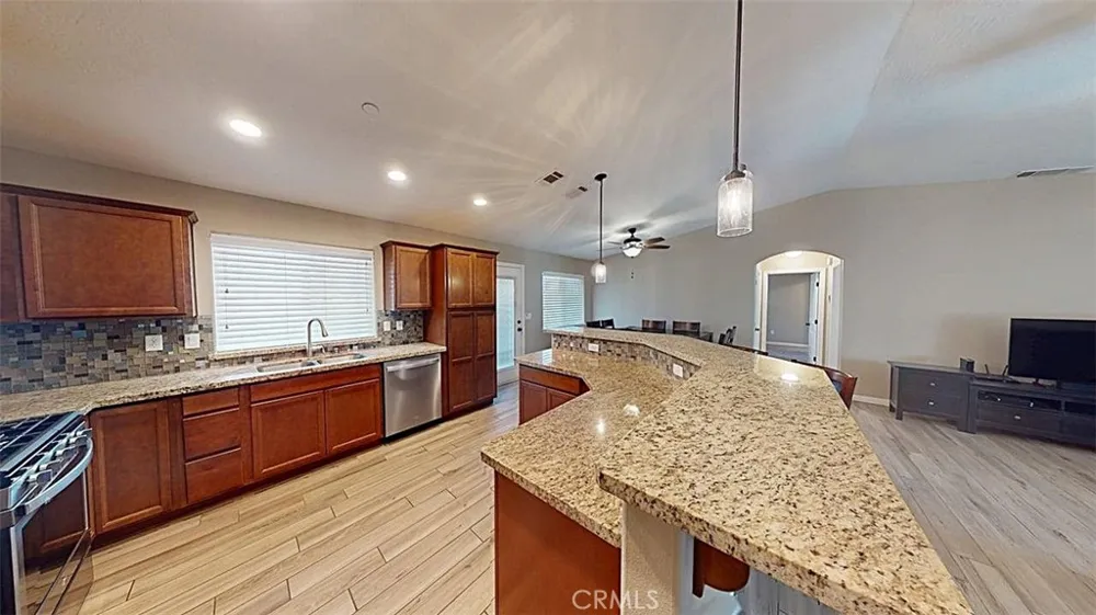 10882 Malgosa Apple Valley, CA 92308