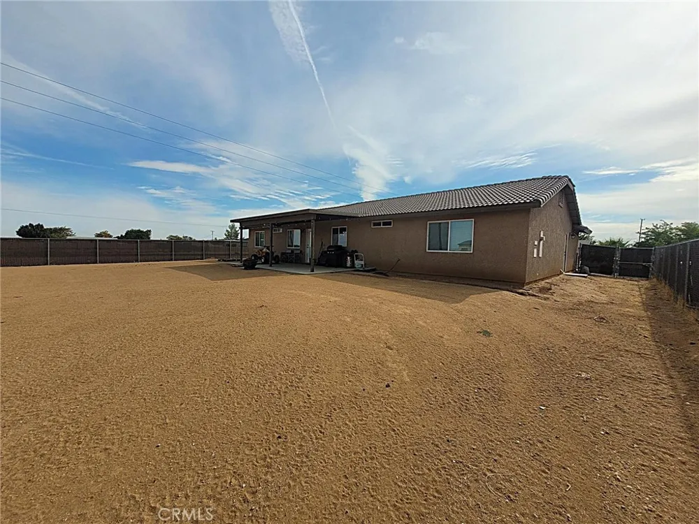 10882 Malgosa Apple Valley, CA 92308