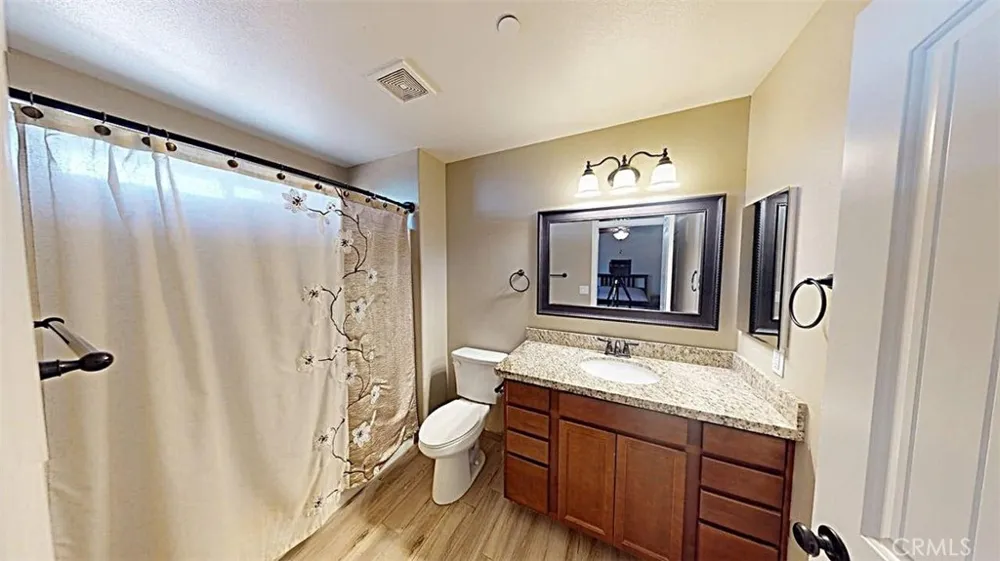 10882 Malgosa Apple Valley, CA 92308