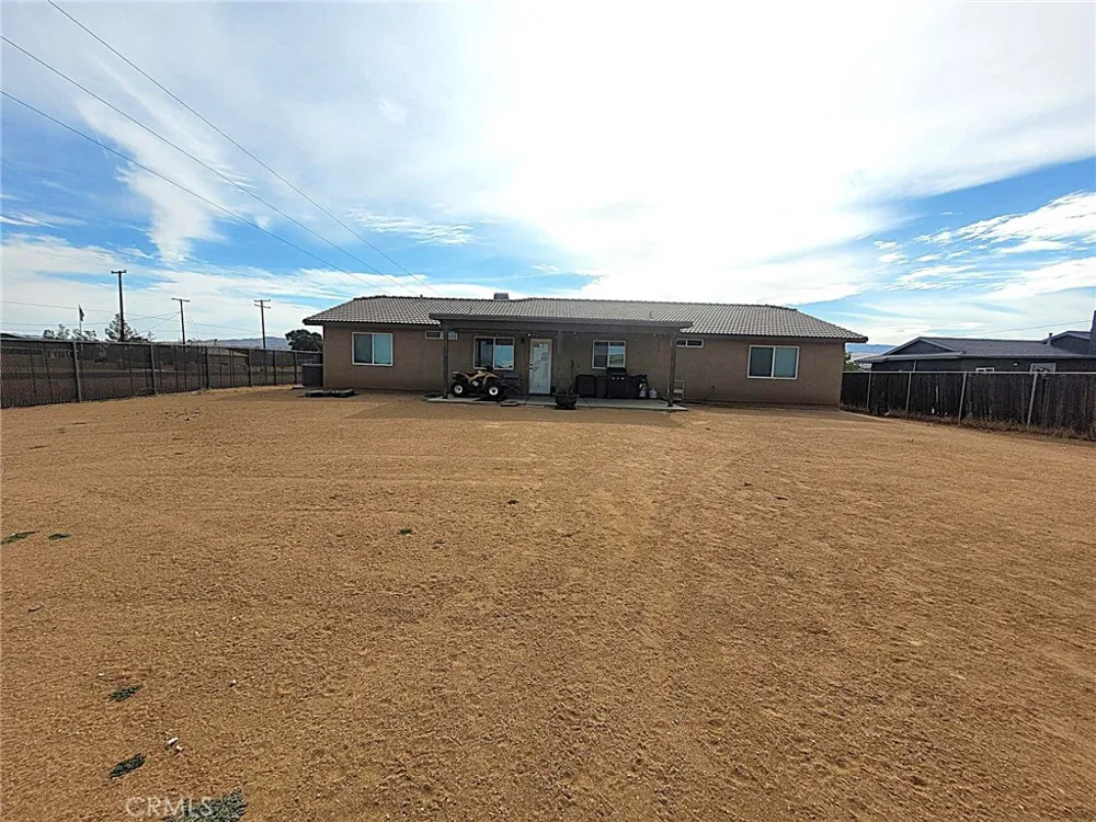 10882 Malgosa Apple Valley, CA 92308