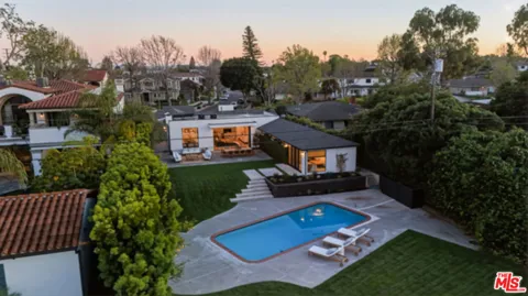 6321 Riggs Place