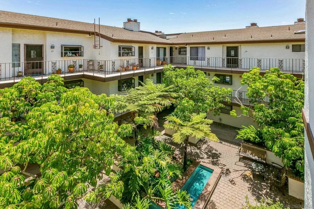 1263 Robinson #13 San Diego, CA 92103