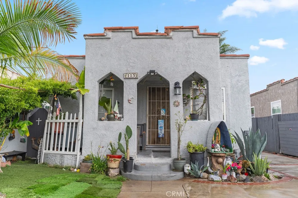 115 E Hardy Inglewood, CA 90301