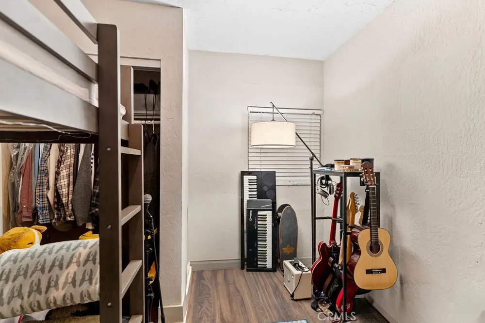 115 E Hardy Inglewood, CA 90301