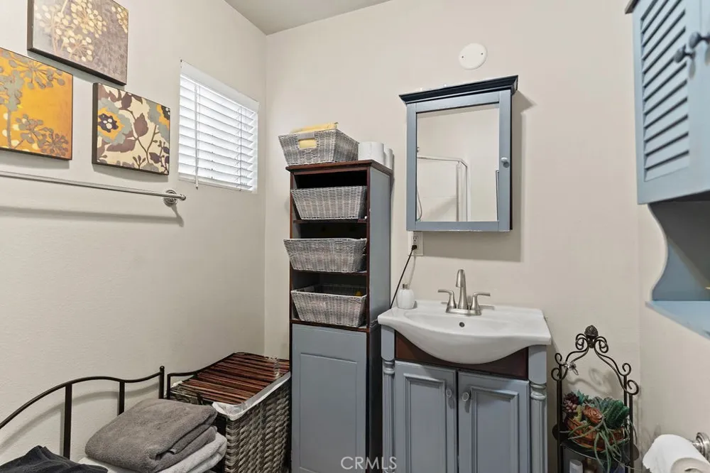 115 E Hardy Inglewood, CA 90301