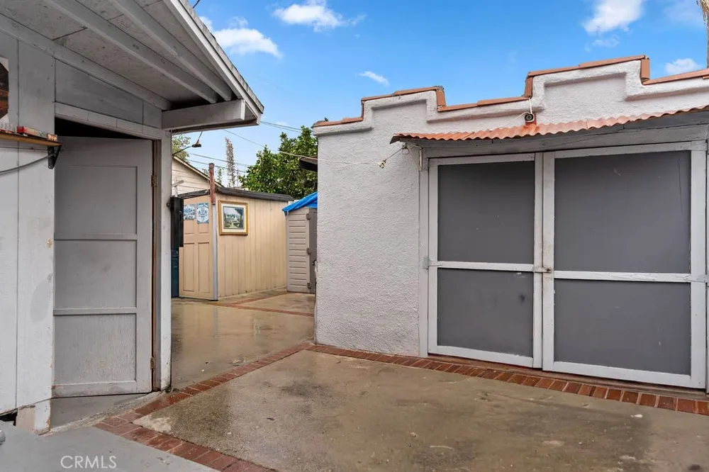 115 E Hardy Inglewood, CA 90301