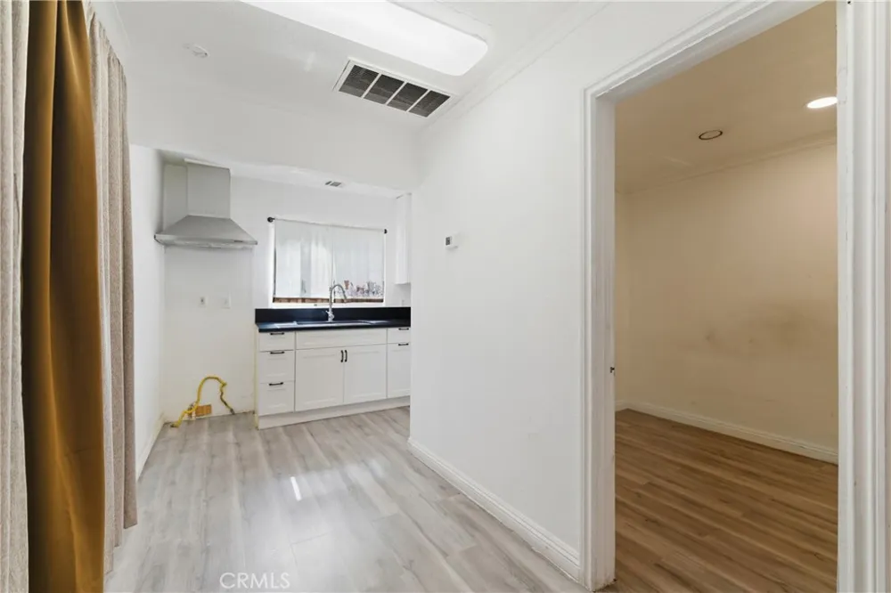 3738 Duane Way South Gate, CA 90280