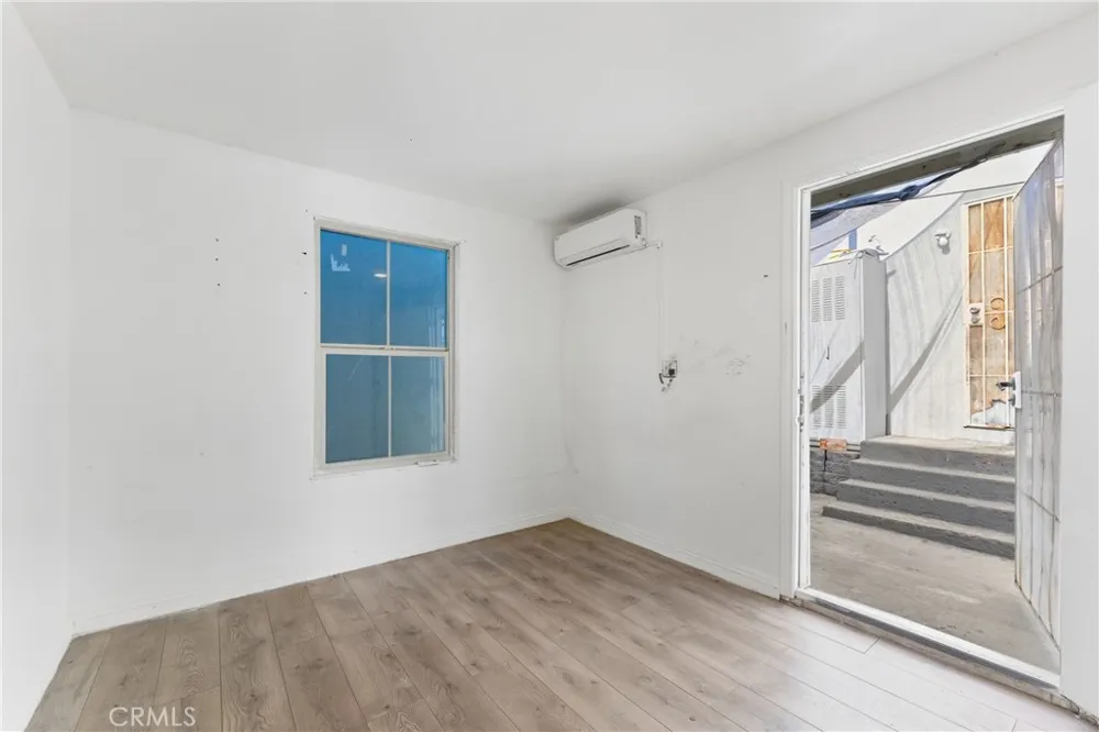 3738 Duane Way South Gate, CA 90280
