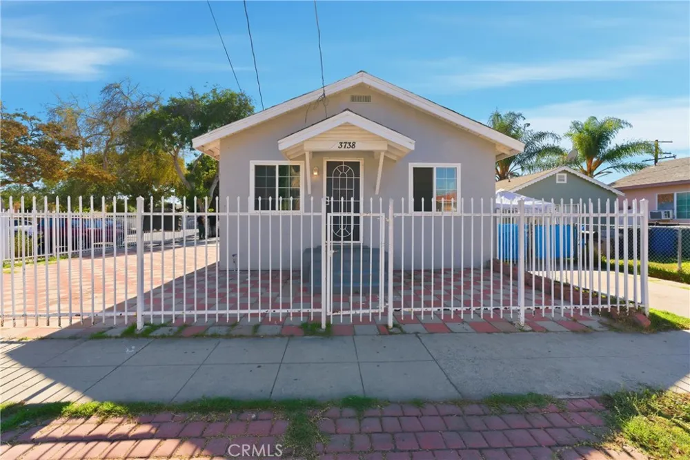 3738 Duane Way South Gate, CA 90280