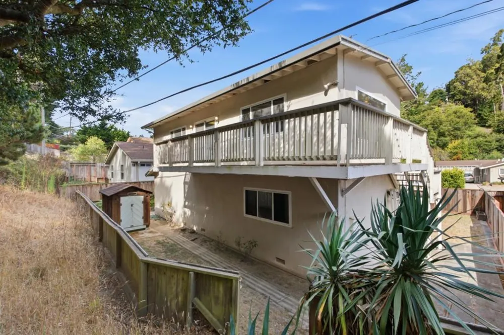 2341 Valleywood Drive San Bruno, CA 94066